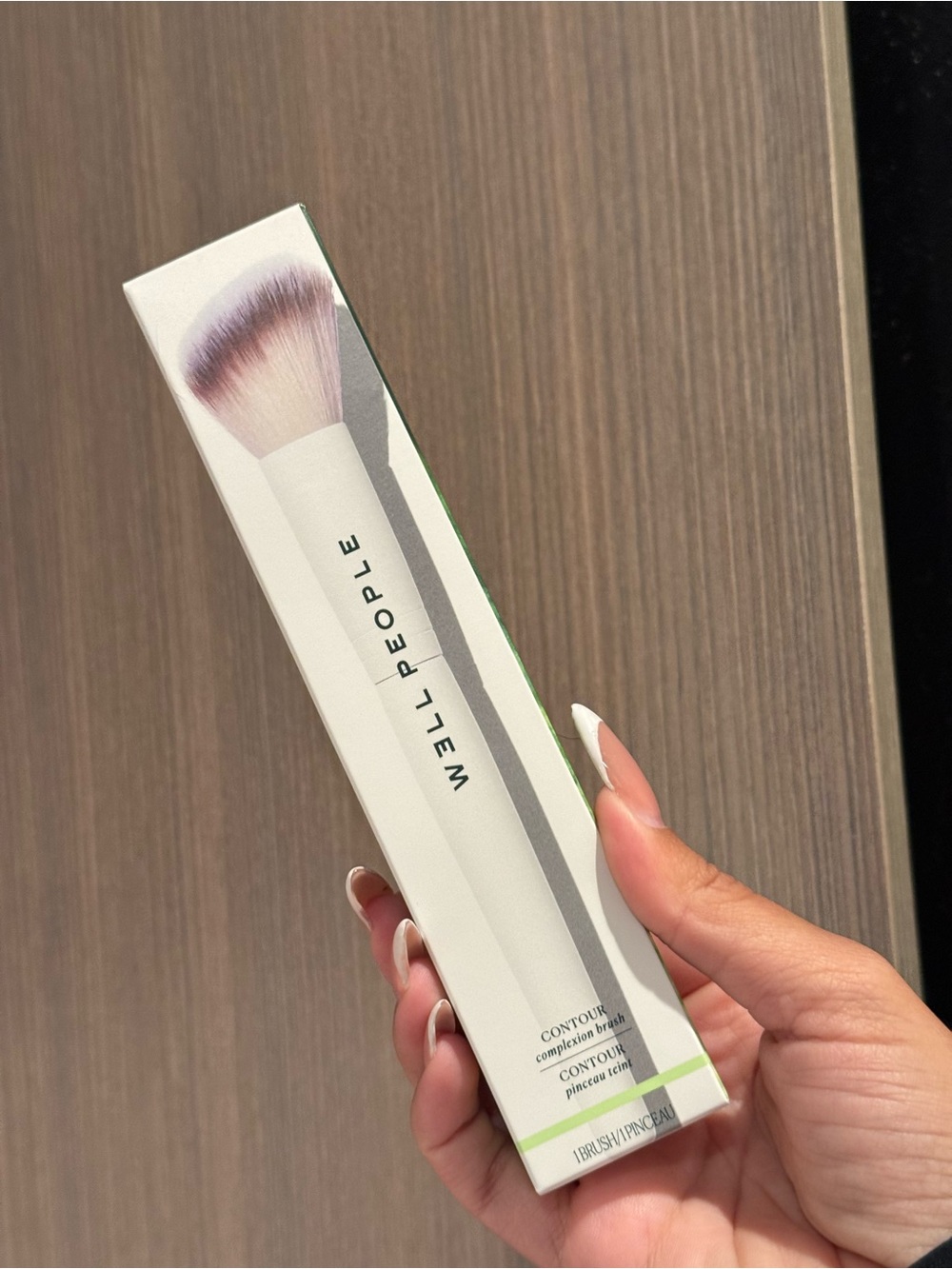 Well PEOPLE White Complexion Brush - W3LL PEOPLE